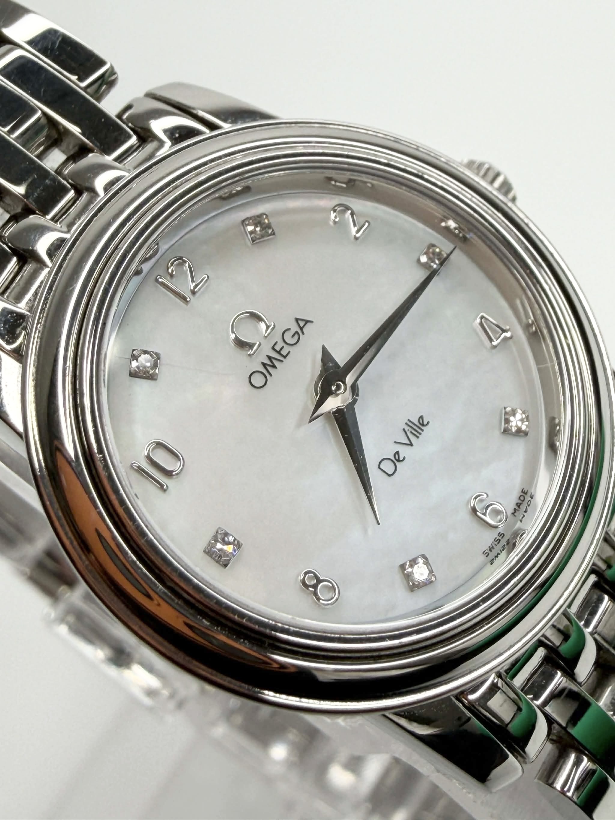 De Ville Prestige quartz watch hover